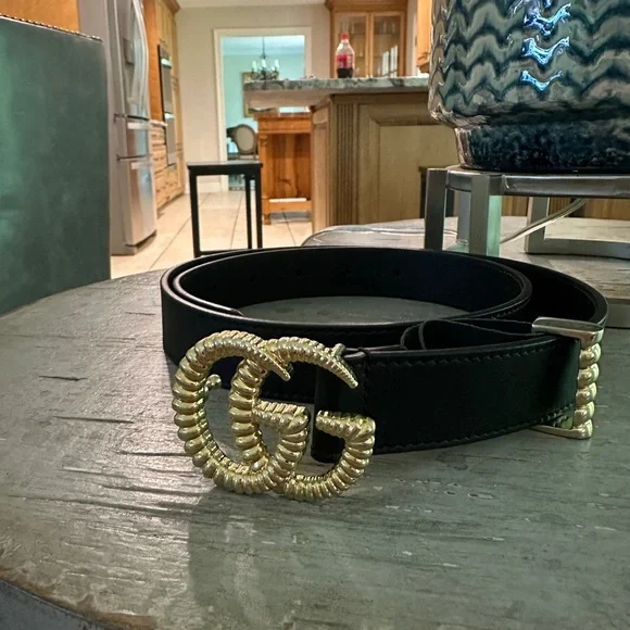 Gucci | Accessories | Gucci Belt In The Torchon Style | Poshmark display picture 3